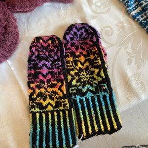 Handmade knit Mittens